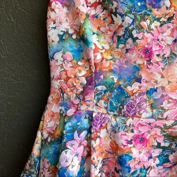 Betsey Johnson Floral Laser Cut Dress Size 2 - Picture 4 of 5